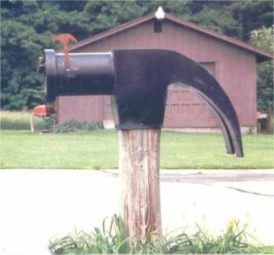 funny_mailboxes_023.jpg